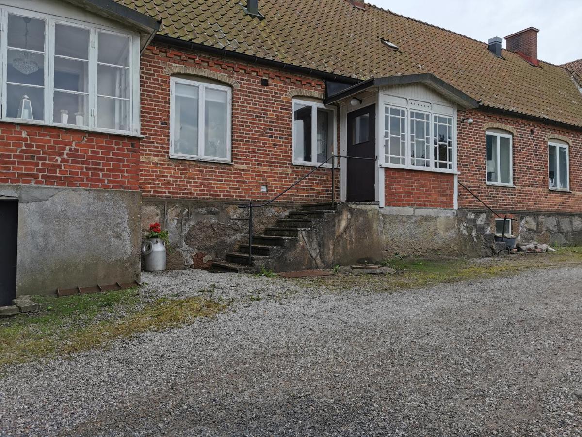 Gamla Skolan Rum & Oevernattning I Spjutstorp公寓 外观 照片